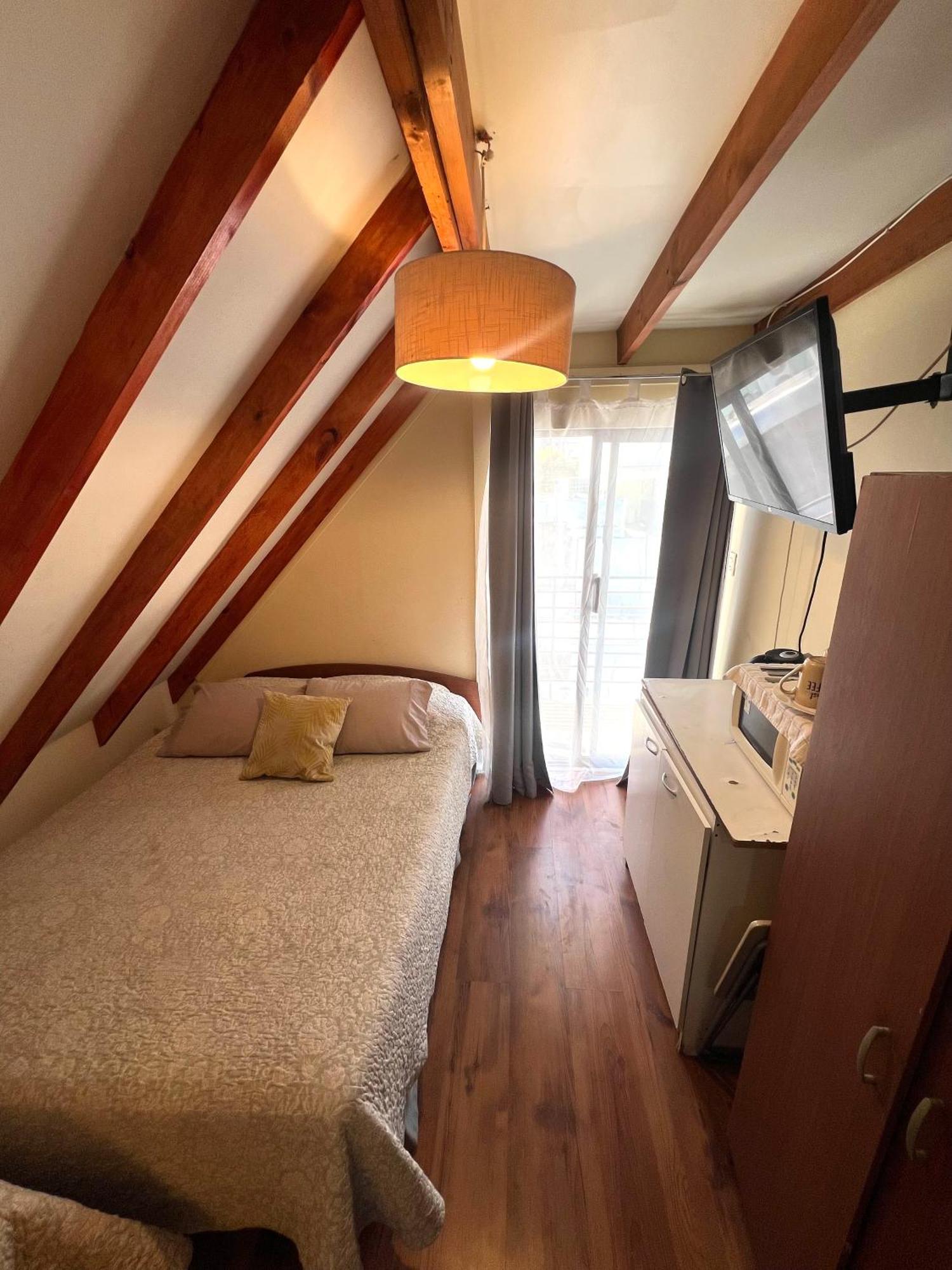 Hostal Ravello Βίνα Ντελ Μαρ Εξωτερικό φωτογραφία